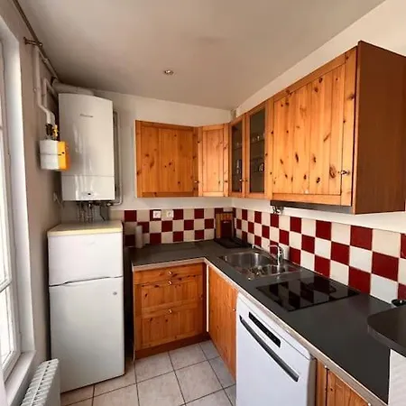 Appartement Pere Lachaise 2 Pieces *